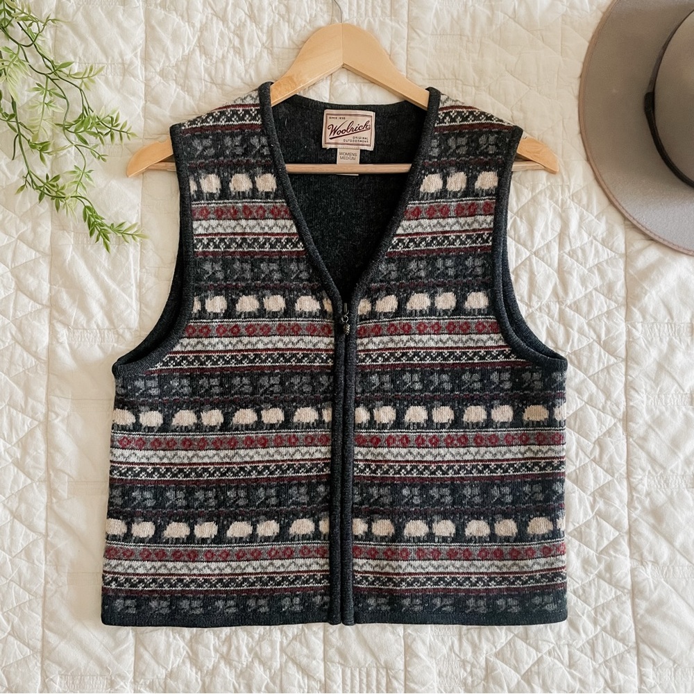 Vintage Woolrich Sheep Sweater Vest